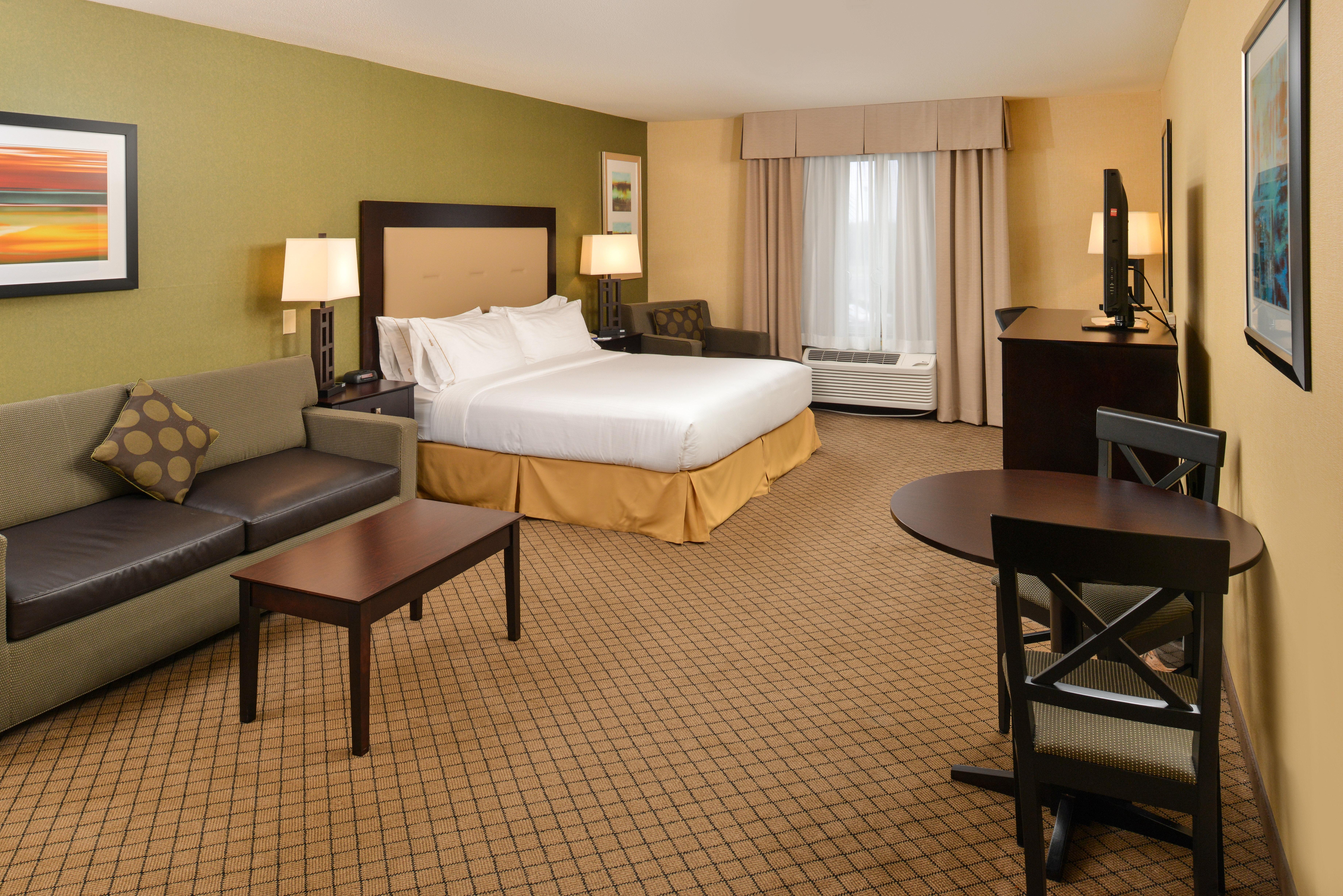 Holiday Inn Express Woodland By Ihg Exterior photo